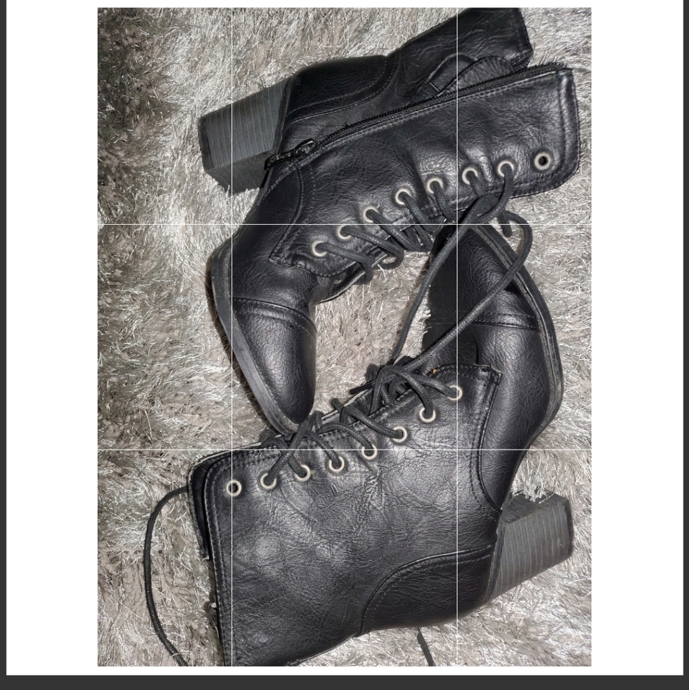 Black Booties w chunky heel